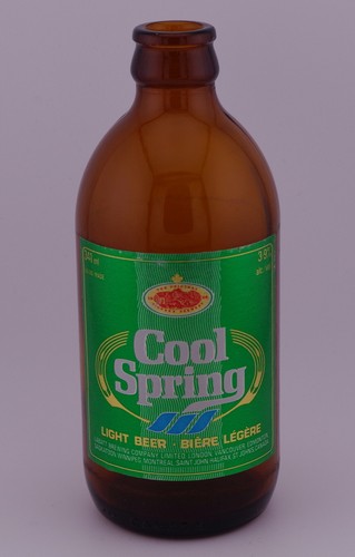 Cool Spring, Labatt Brewing, Canada, Empty 341mL Stubby Beer Bottle With Cap - 第 1/8 張圖片