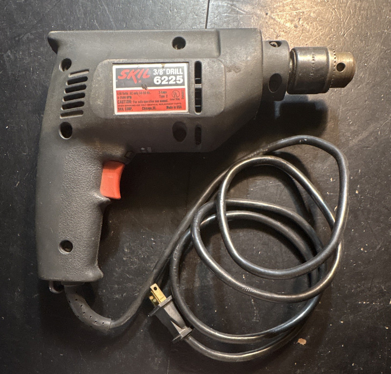SKIL 6225 120V Corded Drill 3/8 in Keyed Chuck Variable Speed Reversible
