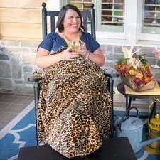 Sherpa Lined Foot Pocket Blanket –Luscious Leopard, Plush Velvety Fleece, Lux...