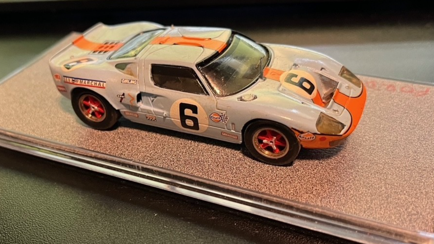FORD GT40 - Peter Sadler, Le Mans 1969 (HotWheels 1/64 custom