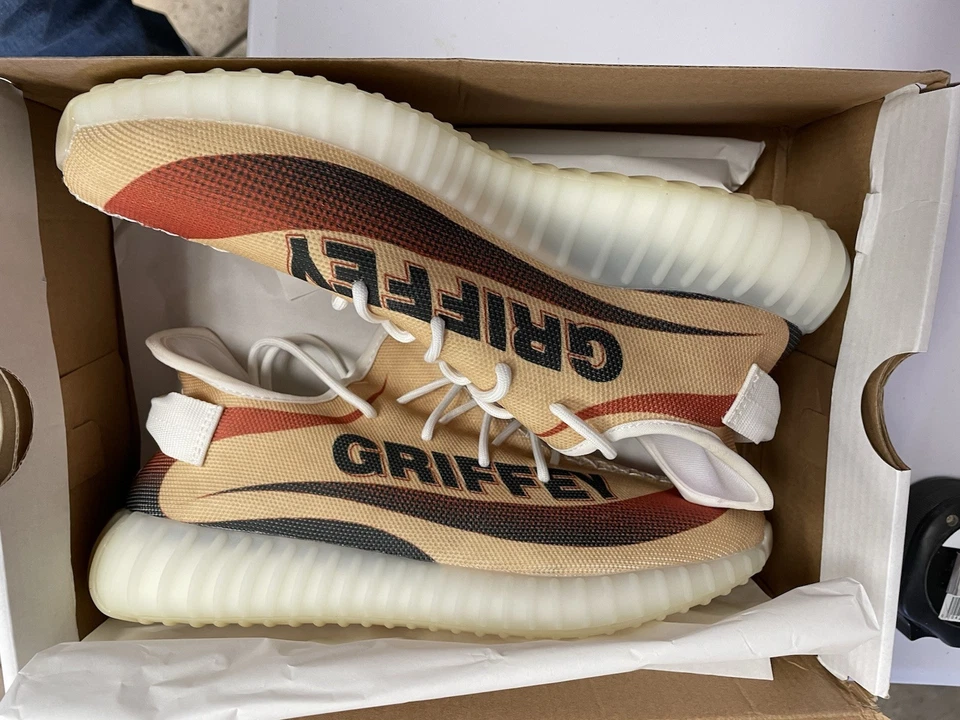 Griffey Jr Sneakers Mariners Beautiful Pair Brand New! - Image 2 of 4