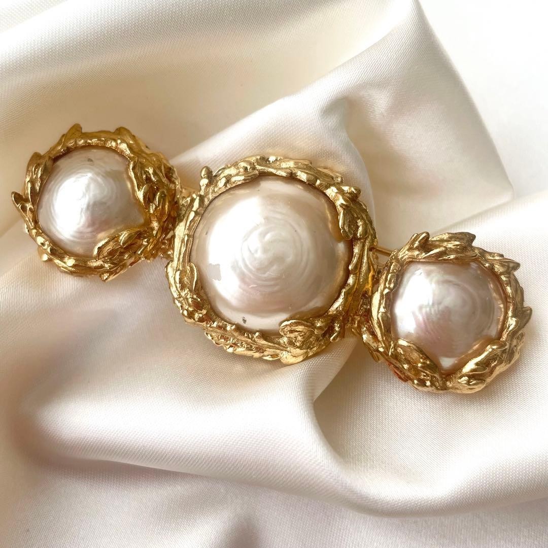 Yves Saint Laurent Saint Laurent Vhtf Pearl Brooch Made In France Vintage Timele thumbnail 14