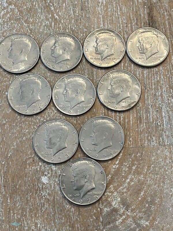 1971-1972-1973-1978 KENNEDY HALF DOLLARS- (TOTAL OF 10 COINS)
