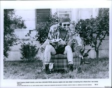 1988 Photo Randy Quaid Tormenting Richard Pryor In Comedy Moving Movies 8X10
