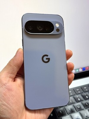 Google Pixel 10 Pro Moonstone / Blue 128GB Verizon #23832
