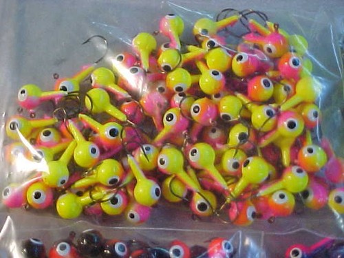 25 NEW FLOATING WALLEYE JIG HEADS 1/4 SIZE 2 HOOKS JIGS FOAM crappie assortment - Picture 2 of 6