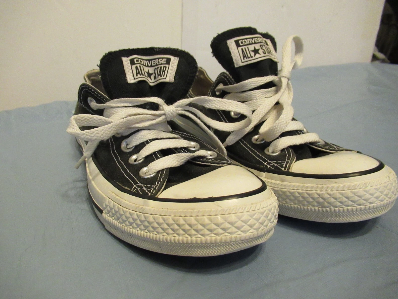 Scarpe basse nere Converse da donna taglia 7 Chuck Taylor All Star da uomo taglia 5