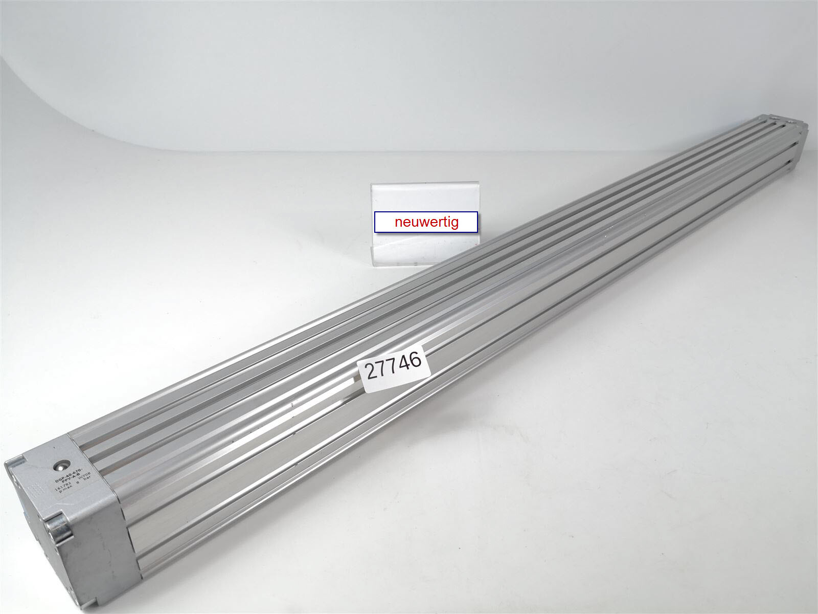 Festo DGP-40-670-PPV-A-B Linear Actuator 161782 - New with bearing marks