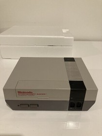 Nintendo NES Classic OVP CIB Mint + Super Mario Bros OVP CIB