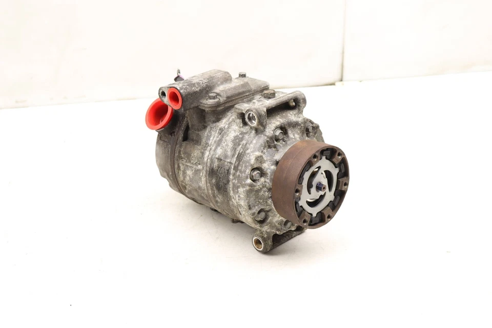 2004-2009 AUDI S4 - Compressor CA 4F0260805E - Imagem 3 de 4