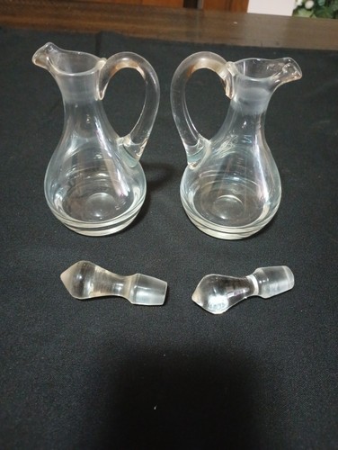 Vtg., Hand Blown Clear Glass Oil and Vinegar Drizzlers. 7 IN. tall with stoppers - Picture 3 of 8