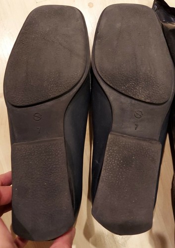 Women's Hillard & Hanson Black Leather Slip On Shoes Size 7 - Picture 2 of 2