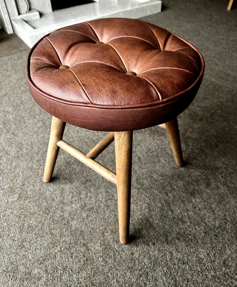 Oak Brown Leather Stool Footstool Mango Wood Legs Retro Style Vintage Look - Image 3 of 4