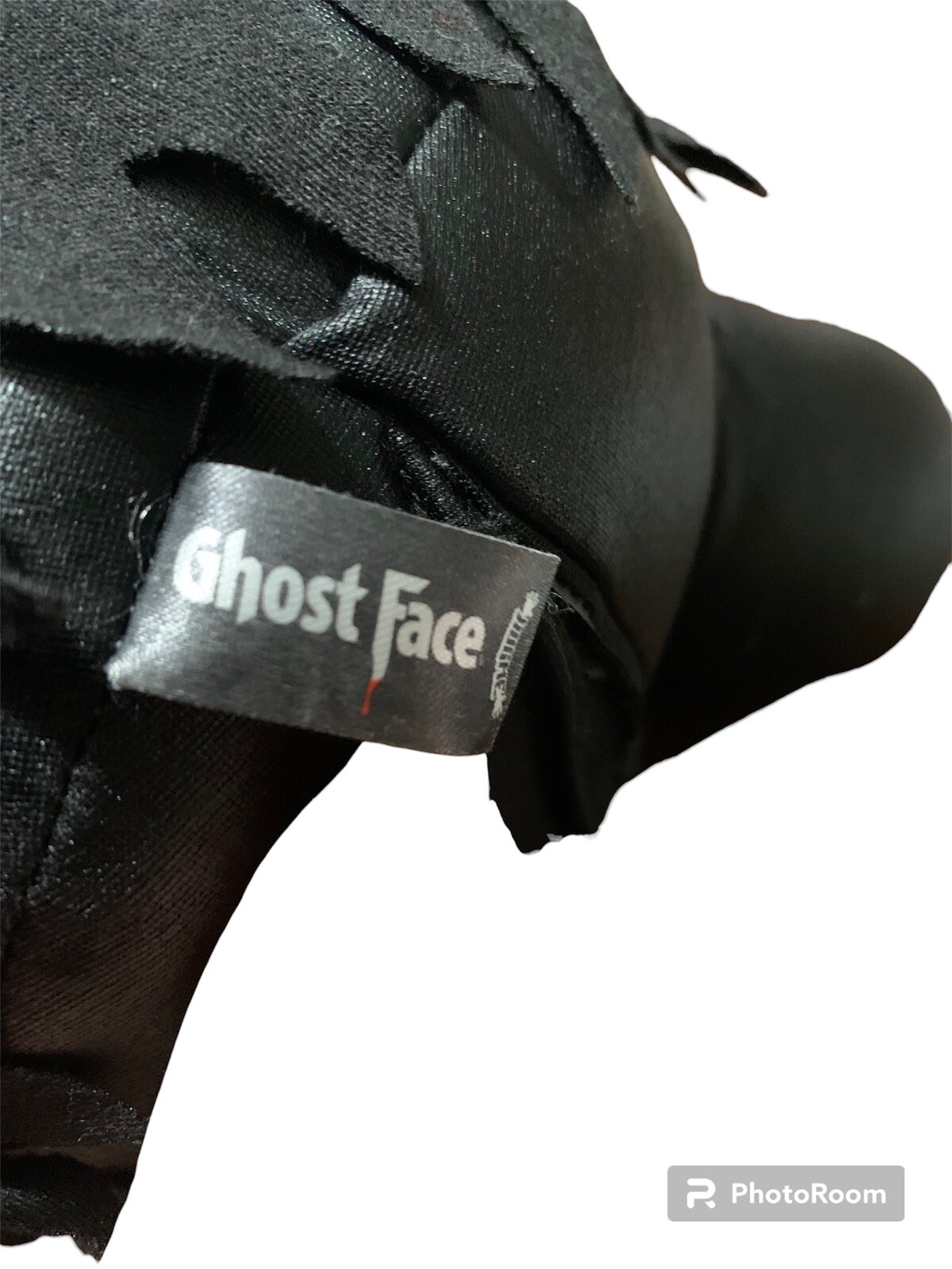 Ghost Face 16 Shake Action Plush by Kidrobot