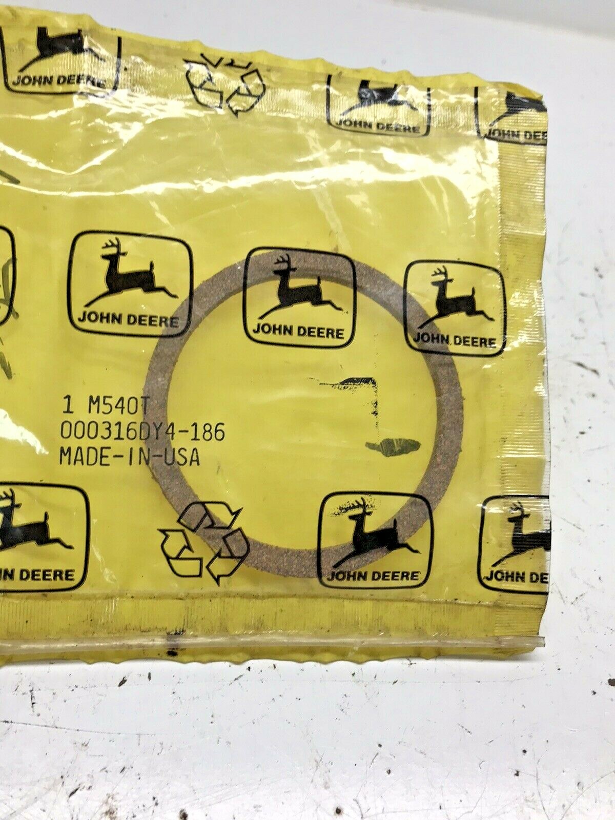 OEM JOHN DEERE POWER LIFT CYLINDER HEAD SEAL M540T eBay