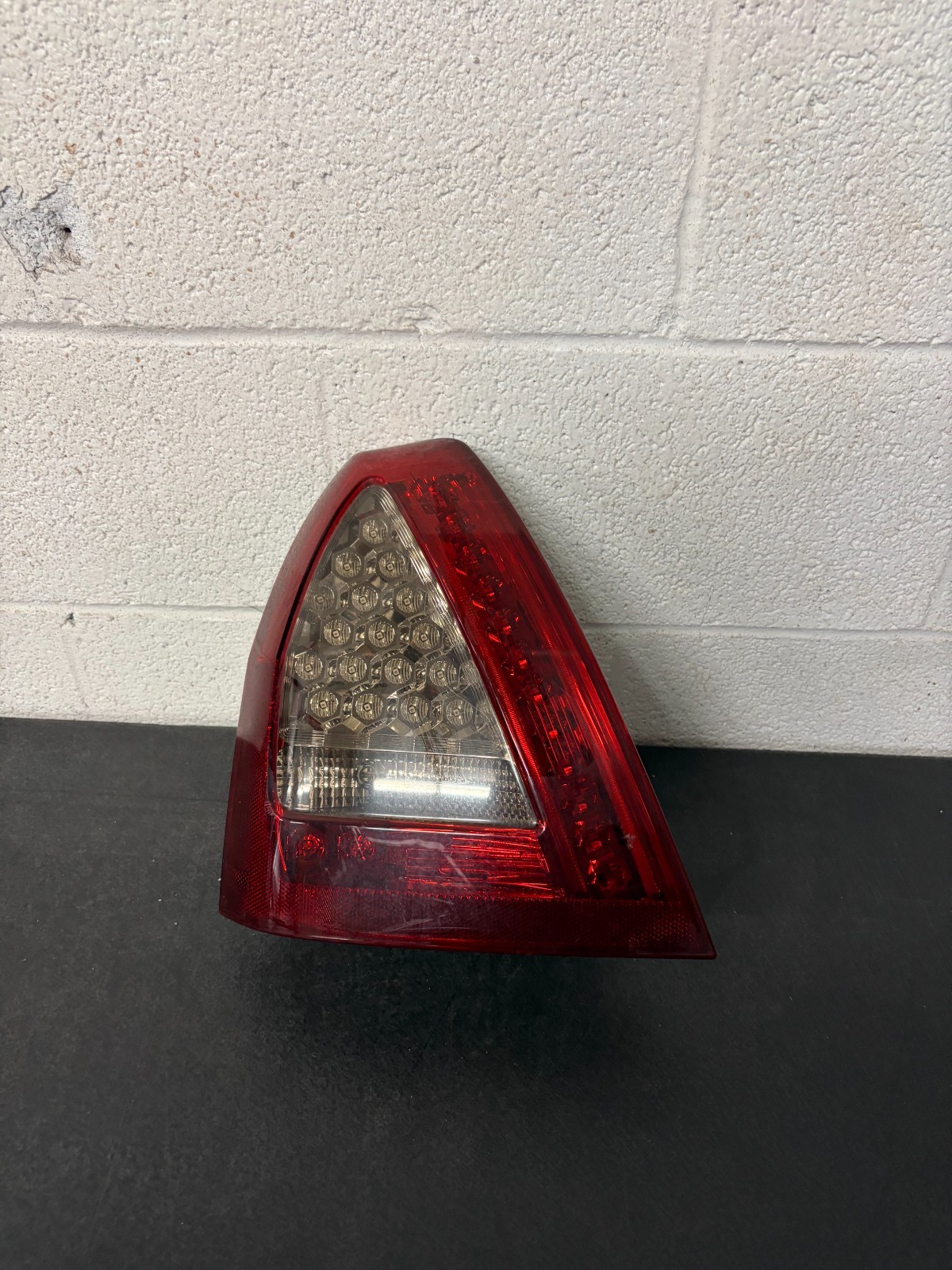09-13 Maserati Quattroporte M139 Left Side LED Tail Light Lamp 208579 OEM