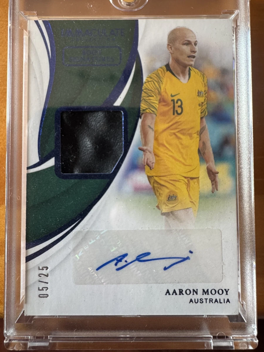 Soccer Australia Autographed Sports Trading Cards & Accessories