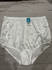 NWT Vanity Fair Brief Panties 8/Xl White 100 Nylon Lace Trim Vintage Style