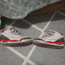 Size 4 (GS) - Jordan 3 Retro 2022 Mid Fire Red