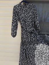 MODEST Black/White Floral Ruffle Maxi Dress Long Sleeve Women’s Size 40/8
