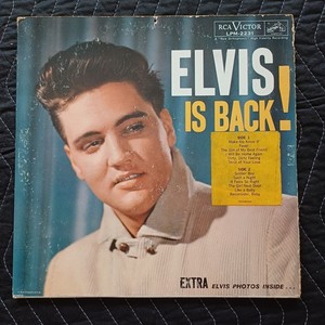 英LP Elvis Presley Elvis Is Back! UK盤Mono elvisisback7inchcoloredsingle.jpg