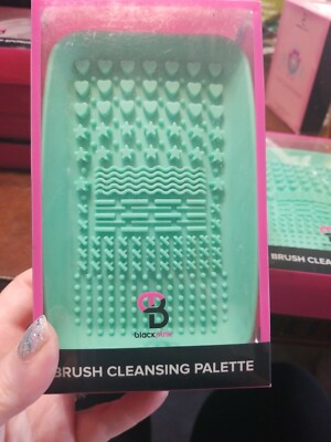 Blackpink Make-Up Brush Cleansing Palette in teal.  New