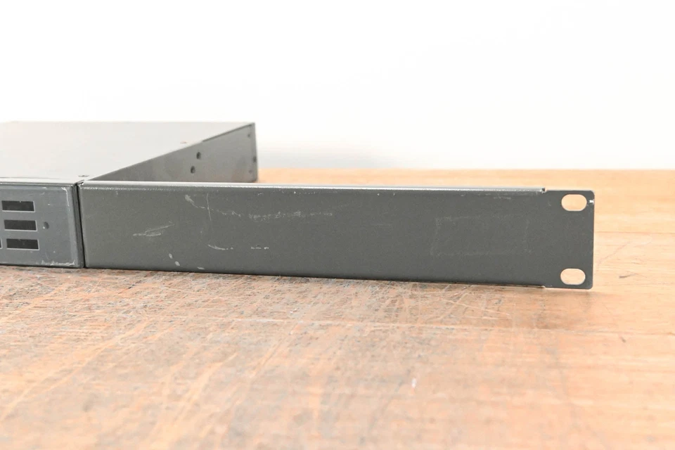 Escalador/procesador de imágenes Avitech MCC-8001U CG01CA0 Foto 2 de 4