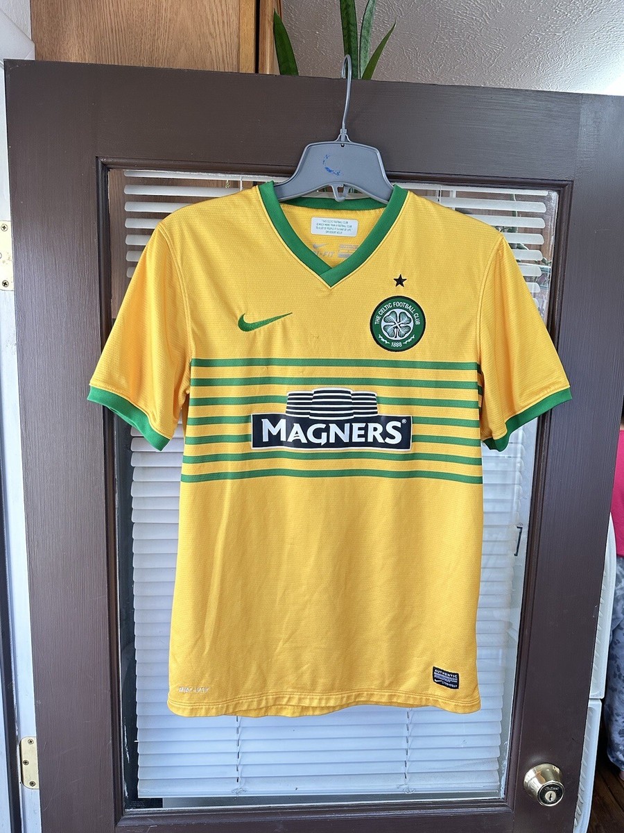 ウェア Celtic nike football jersey 2009 Nike Celtic FC Home Soccer Jersey Shunsuke Nakamura Men