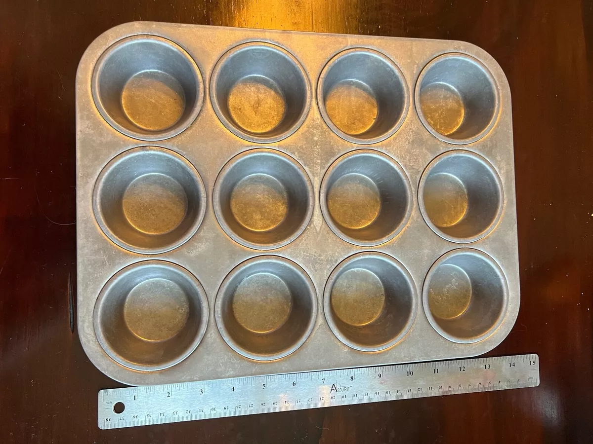 Williams sonoma top muffin pan