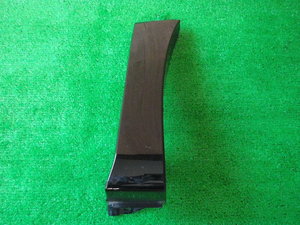 TOYOTA VOXY ZRR75W Genuine Fender lower panel mudguard Front 76901 TOYOTA VOXY ZRR75W Genuine Fender lower panel mudguard Front 76901