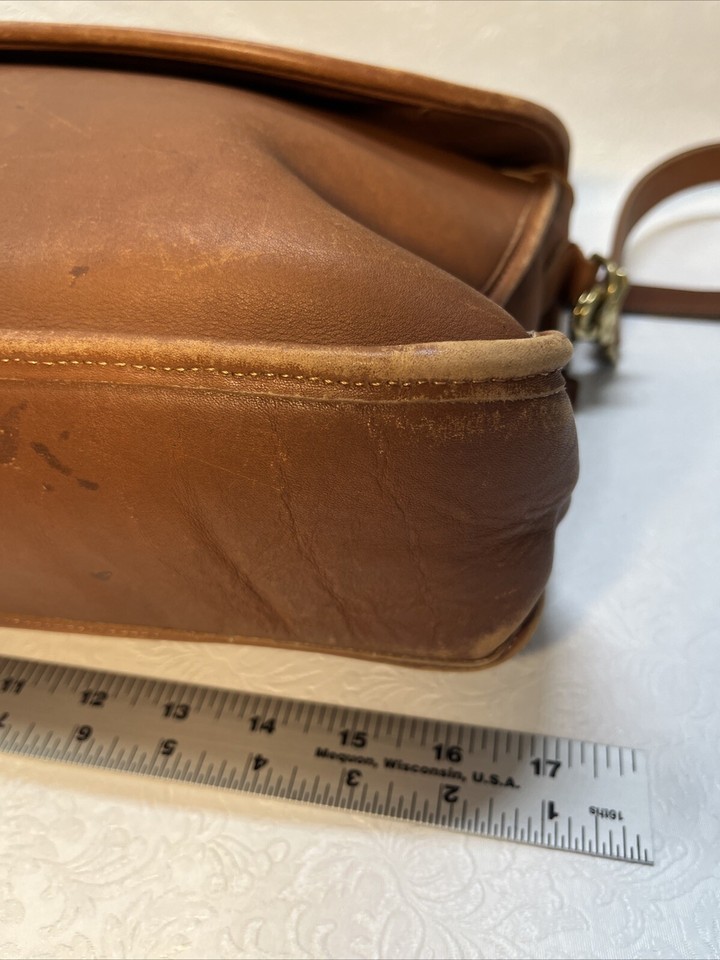 Vintage Coach Leather Briefcase Messenger Bag Leather Made In USA Read