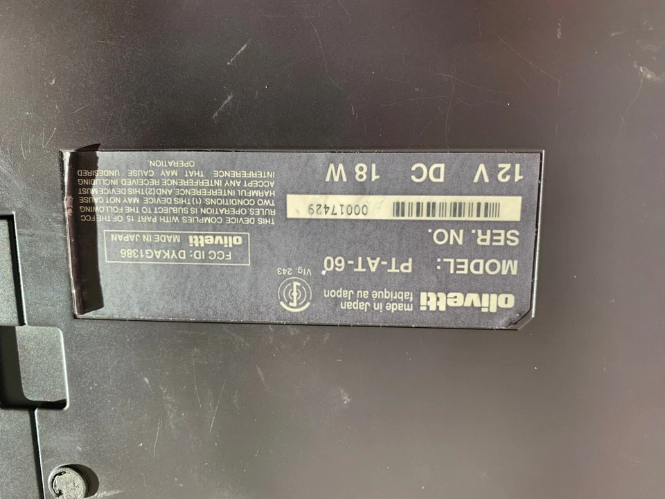 Vintage Olivetti Quaderno33 laptop - used - no charger - Image 3 of 3