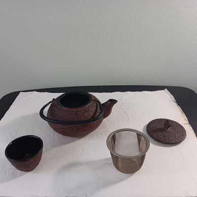 Ebros Gift Japanese Tetsukyusu Cast Iron Copper Finished Matchstick Teapot