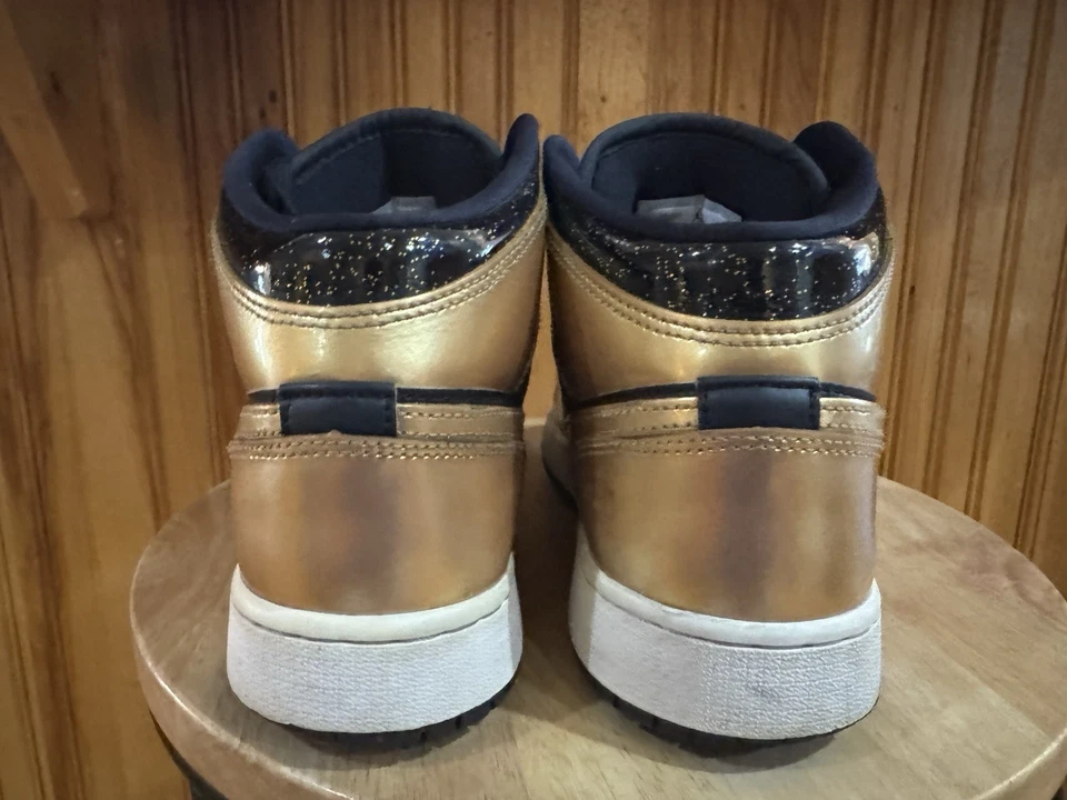 Air Jordan 1 Mid Shoes Mens Size 7Y Black Metallic Gold DR6967-071 Basketball - Image 4 of 4