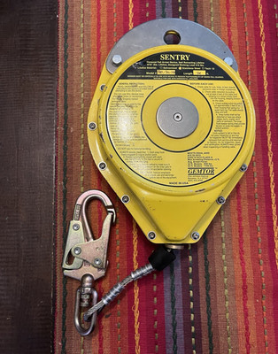 MSRP $300+Gemtor Sentry Self-Retracting Lifeline 30 ft Snap Hook