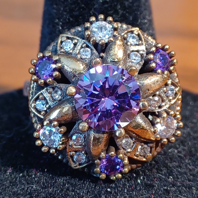 Antique or Vintage 925 Sterling Silver Amethyst White Topaz Ring Size 8.75