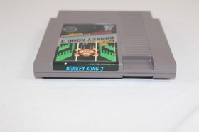 Donkey Kong 3 NES Nintendo Complete CIB Very Good Condition! Hangtab! RARE!
