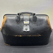 Vintage Kruse Leather Doctor’s Bag – Top Grain Cowhide – With Contents