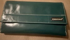 FREITAG lab.ag, Schweiz, Geldbörse petrolfarben, groß, mit viel „Stauraum“