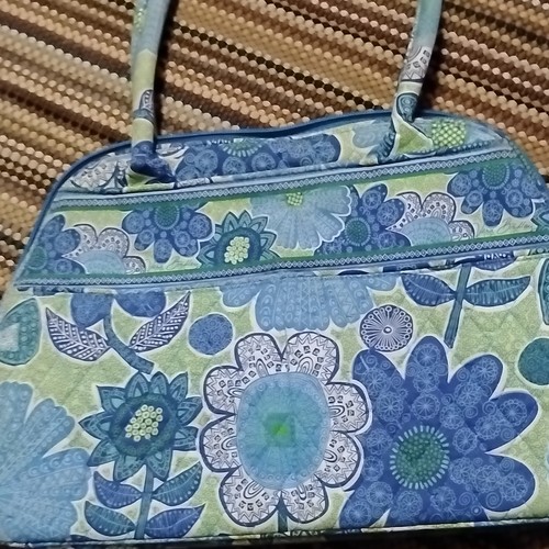 Vera Bradley Whitney Handbag Doodle Daisy Design