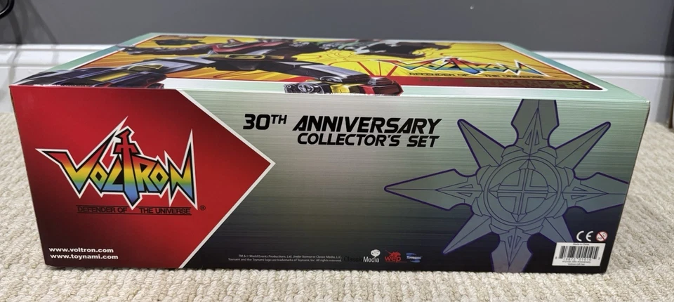 SUPA DUPA ULTRA RARE Toynami Voltron 30th Anniversary Collector's Set UNOPENED! - Image 3 of 4