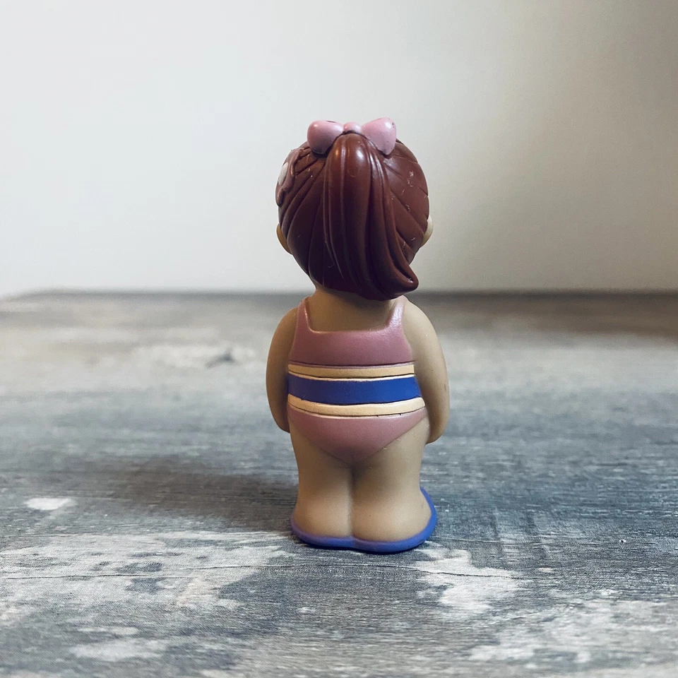 Figura Niña Mesa de Actividades Agua Arena Fiesta Cruise Foto 2 de 4