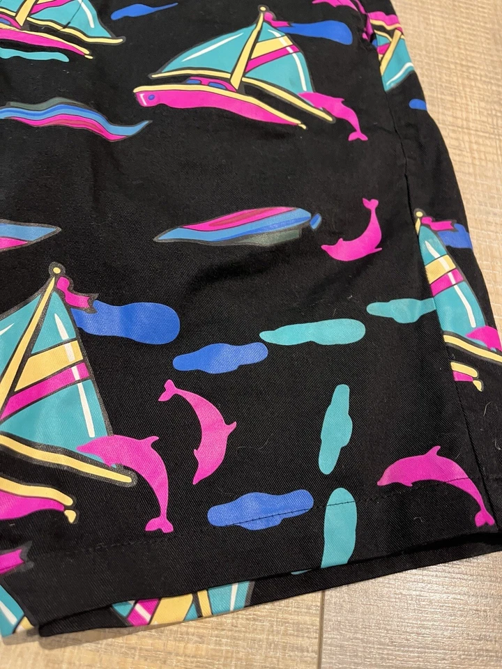 Розовый дельфин мужские шорты неоновые все над печать размер 34 розовый фиолетовый 90-х Y2K - Изображение 2 из 4