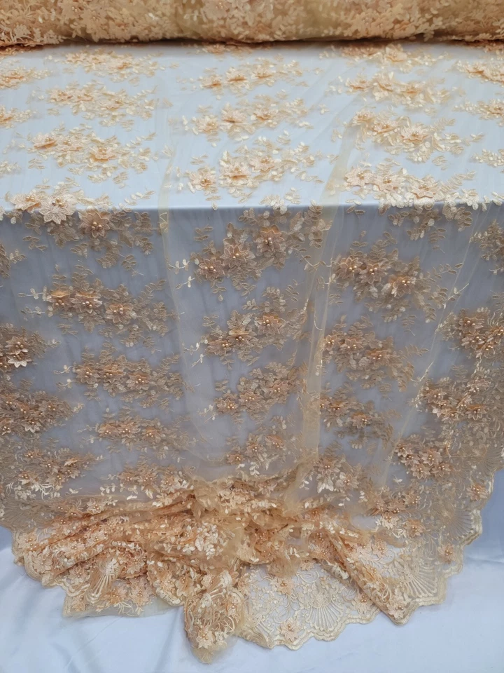 Tela por yarda 3d amarillo pálido encaje bordado flores florales quinceañera Foto 3 de 4