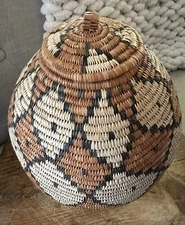 VTG Large Handwoven Traditional Zulu Ukhamba South African Basket