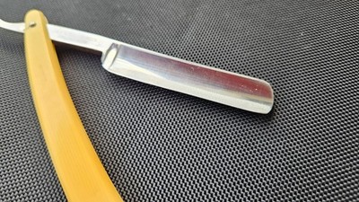 ヘンケルス Friodur 70 1/2 カミソリ Zwilling 直刃剃刃 J.A. HENCKELS ZWILLINGSWERK 70 1/2 FRIODUR INOX STRAIGHT RAZOR