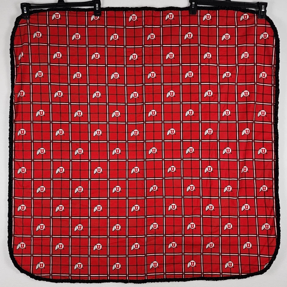 Manta de recepción de vellón rojo/negro patrón Utah Univ 42"x42" y 2 paños eructos NUEVO Foto 2 de 4