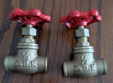 Lot Of 2 Mueller B&K J4 1/2" Non-Thread Brass Valves "NEW"