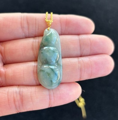 Floating Green Jadeite Jade, Lucky Bean Jadeite Jade Pendant 18K Gold Buckle