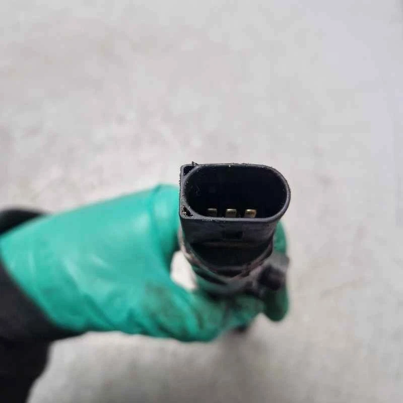 Flauto tubo condotto iniezione carburante diesel BMW serie 3 E90 E91 320D 2004-1 - Immagine 3 di 4